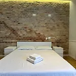 Carol - Ultra - Powered By Neo Apartment *