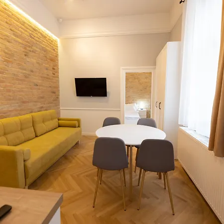 Carol - Ultra - Powered By Neo Timisoara