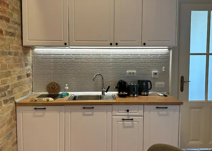 Carol - Ultra - Powered By Neo Apartman *