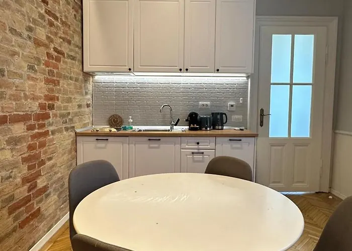 Carol - Ultra - Powered By Neo