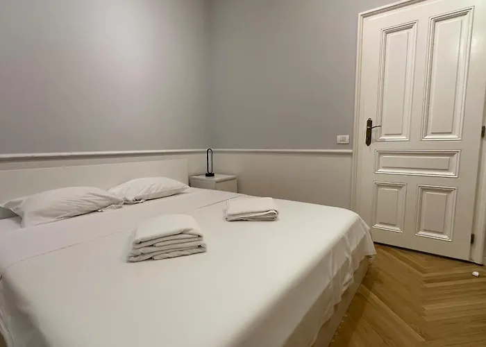 Carol - Ultra - Powered By Neo Apartman