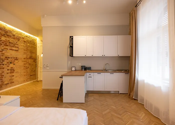 Carol - Ultra - Powered By Neo